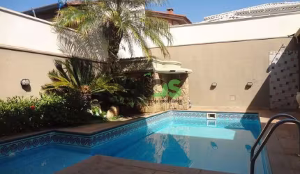 Casa para alugar em Granja Olga Iii de 355.00m² com 3 Quartos, 1 Suite e 4 Garagens