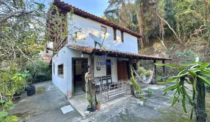 Casa para venda em Atalaia de 161.00m² com 3 Quartos, 1 Suite e 2 Garagens