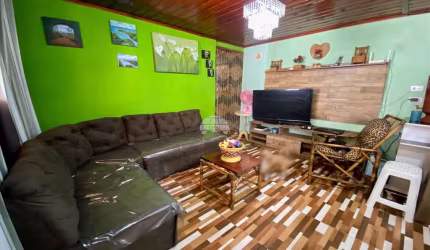 Casa para venda em Borda Do Campo de 90.00m² com 3 Quartos e 2 Garagens