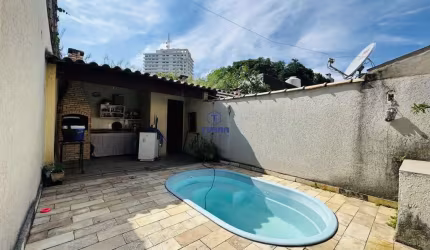 Casa para venda em Jardim Fluminense de 132.00m² com 2 Quartos e 2 Garagens