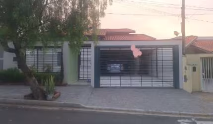 Casa para venda em Jardim Europa de 250.00m² com 3 Quartos e 1 Suite
