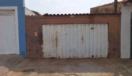 Casa para venda em Vila São Sebastião de 125.00m² com 2 Quartos e 2 Garagens