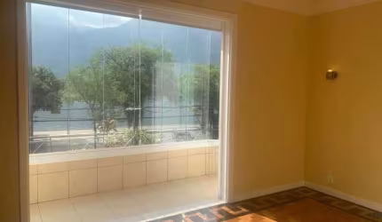 Apartamento para alugar em Lagoa de 96.00m² com 2 Quartos