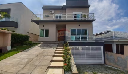 Casa para alugar em Cidade Parquelandia de 300.00m² com 4 Quartos e 4 Suites