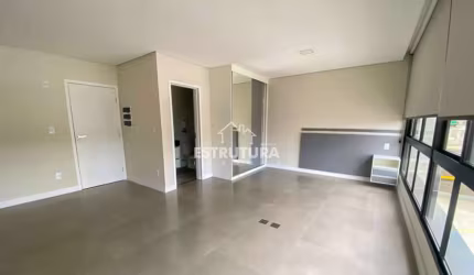 Loft para alugar em Centro de 42.00m² com 1 Quarto e 2 Garagens