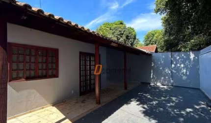 Casa para venda em Morumbi de 167.00m² com 3 Quartos, 1 Suite e 2 Garagens