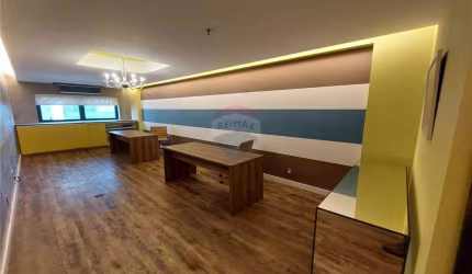 Sala Comercial para venda em Barra Da Tijuca de 36.00m² com 1 Garagem