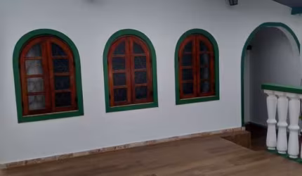 Sobrado para venda em Canhema de 154.00m² com 3 Quartos e 2 Garagens