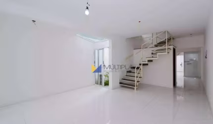 Sobrado para venda em Jardim Adriana de 127.00m² com 3 Quartos, 1 Suite e 4 Garagens