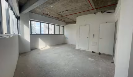 Sala Comercial para alugar em Vila da Serra de 40.00m²