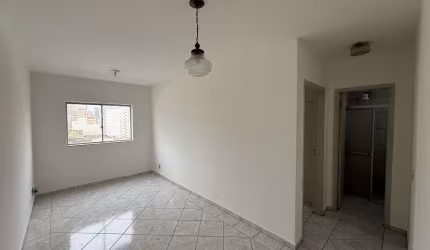Apartamento para alugar em Centro de 44.00m² com 1 Quarto e 1 Garagem