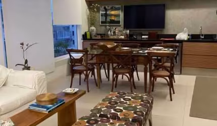Cobertura para venda em Leblon de 225.00m² com 3 Quartos, 3 Suites e 1 Garagem