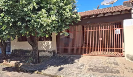 Casa para venda em Jardim Linense de 127.00m² com 3 Quartos e 2 Garagens
