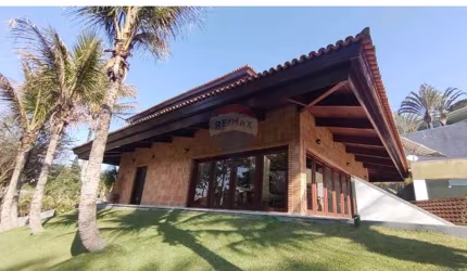 Casa para venda em Arujázinho I, Ii E Iii de 948.00m² com 4 Quartos, 4 Suites e 7 Garagens
