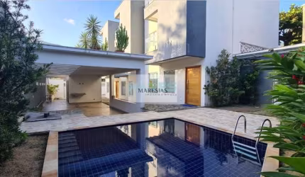 Casa para venda em Maresias de 250.00m² com 6 Quartos e 2 Suites