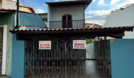 Sobrado para alugar em Vila Curuçá de 266.00m² com 3 Quartos, 1 Suite e 2 Garagens