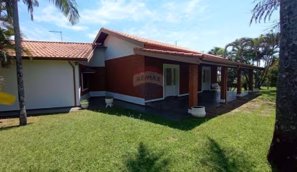 Casa para venda em Reservas do Jardim Botânico de 183.24m² com 3 Quartos, 1 Suite e 5 Garagens