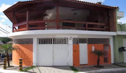 Sobrado para venda em Cidade Soinco de 160.00m² com 3 Quartos e 4 Garagens