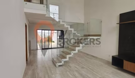 Casa para venda em Cézar De Souza de 250.00m² com 3 Quartos, 3 Suites e 4 Garagens