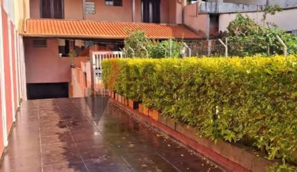 Casa para venda em Jardim Casa Branca de 210.00m² com 3 Quartos, 1 Suite e 12 Garagens