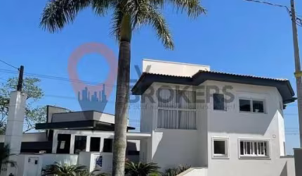 Casa para venda em Aruã de 300.00m² com 3 Quartos, 3 Suites e 6 Garagens