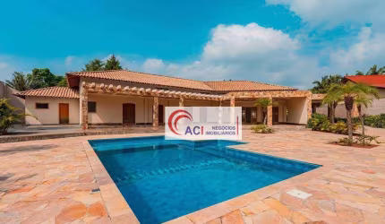 Casa de Condomínio para venda em Jardim Passárgada I de 688.00m² com 4 Quartos, 4 Suites e 6 Garagens