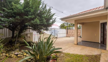 Casa para venda em Jardim Das Américas de 269.00m² com 5 Quartos, 1 Suite e 4 Garagens