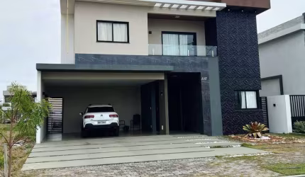 Casa de Condomínio para venda em Alphaville de 260.00m² com 4 Quartos, 1 Suite e 2 Garagens