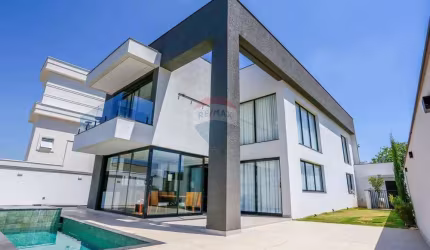 Casa de Condomínio para venda em Alphaville Nova Esplanada de 274.00m² com 3 Quartos, 1 Suite e 4 Garagens