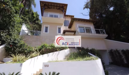 Casa de Condomínio para venda em Vila Verde de 251.00m² com 3 Quartos, 1 Suite e 3 Garagens