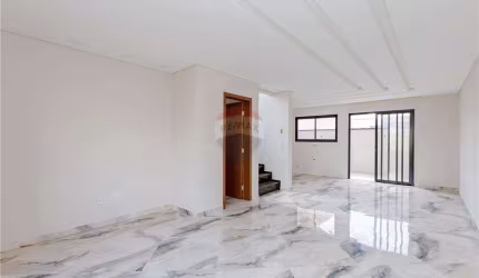Sobrado para venda em Campo De Santana de 112.00m² com 3 Quartos, 1 Suite e 2 Garagens