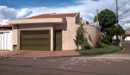 Casa para venda em Jardim Ouro Branco de 155.00m² com 3 Quartos, 1 Suite e 3 Garagens