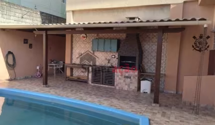 Casa para venda em Jardim Santa Cecília de 520.00m² com 3 Quartos, 1 Suite e 2 Garagens