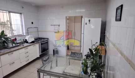 Sobrado para venda em Rudge Ramos de 237.00m² com 3 Quartos e 3 Garagens