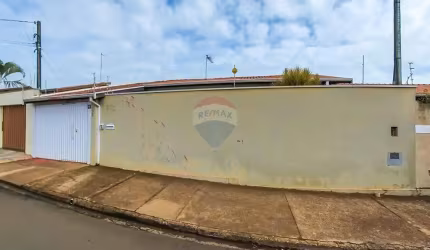 Casa para venda em Loteamento Grossklauss de 83.67m² com 3 Quartos, 1 Suite e 2 Garagens