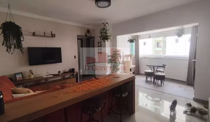 Apartamento para venda em Centro de 69.00m² com 2 Quartos, 1 Suite e 1 Garagem