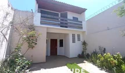 Casa para alugar em Alvorada de 125.00m² com 2 Quartos e 3 Garagens