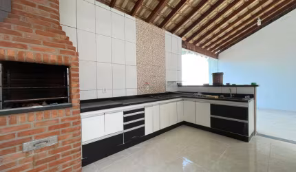 Casa para venda em Conjunto Habitacional José Saran de 92.00m² com 2 Quartos e 2 Garagens