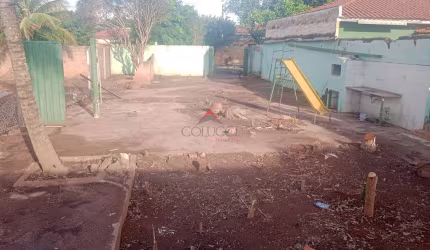 Lote / Terreno para venda em Umuarama de 300.00m²