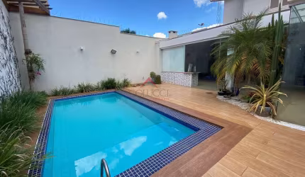 Sobrado para venda em Jardim Sumaré de 505.00m² com 3 Quartos, 3 Suites e 4 Garagens