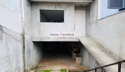 Casa para venda em Jardim Rubi de 200.00m² com 3 Quartos, 1 Suite e 2 Garagens
