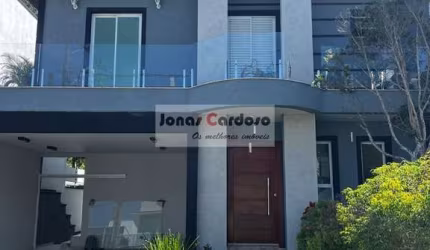 Casa para venda em Vila Moraes de 270.00m² com 4 Quartos, 3 Suites e 4 Garagens