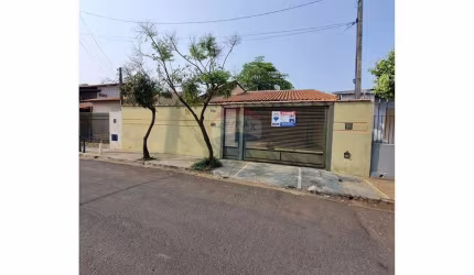 Casa para venda em Vila Irmãos Andrade de 179.00m² com 3 Quartos e 1 Suite