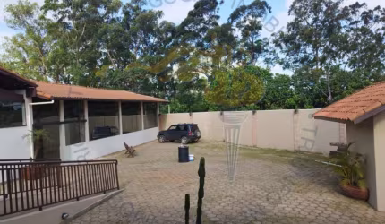 Chácara para venda em Chácaras Nova Suzano de 833.00m² com 4 Quartos, 1 Suite e 4 Garagens