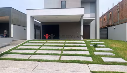 Casa de Condomínio para venda em Medeiros de 235.00m² com 3 Quartos, 3 Suites e 4 Garagens