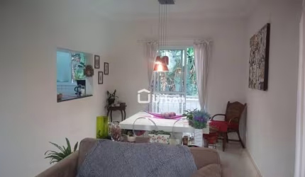 Casa de Condomínio para venda em Granja Viana de 125.00m² com 3 Quartos, 1 Suite e 2 Garagens
