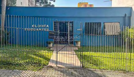 Casa para venda em Água Verde de 118.00m² com 6 Quartos