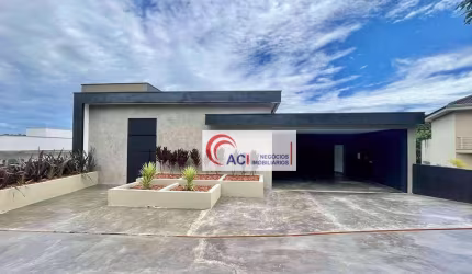 Casa de Condomínio para venda em Granja Viana de 400.00m² com 4 Quartos, 4 Suites e 4 Garagens