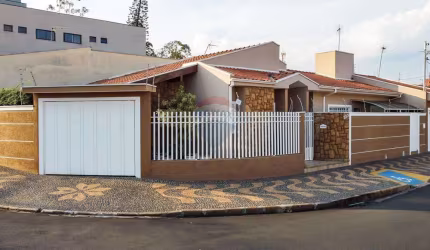 Casa para venda em Jardim Abolição De Lourenço Dias de 182.44m² com 4 Quartos, 1 Suite e 3 Garagens