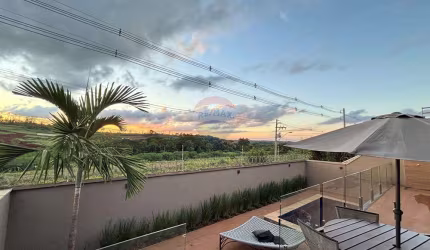 Casa de Condomínio para venda em Loteamento Terras De Siena de 207.06m² com 3 Quartos, 3 Suites e 4 Garagens
